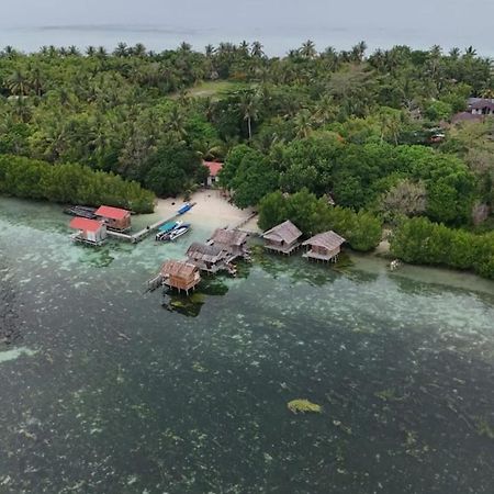 Aburahman Homestay Raja Ampat Besir Luaran gambar