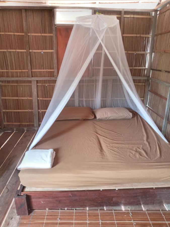 Aburahman Homestay Raja Ampat Besir Luaran gambar