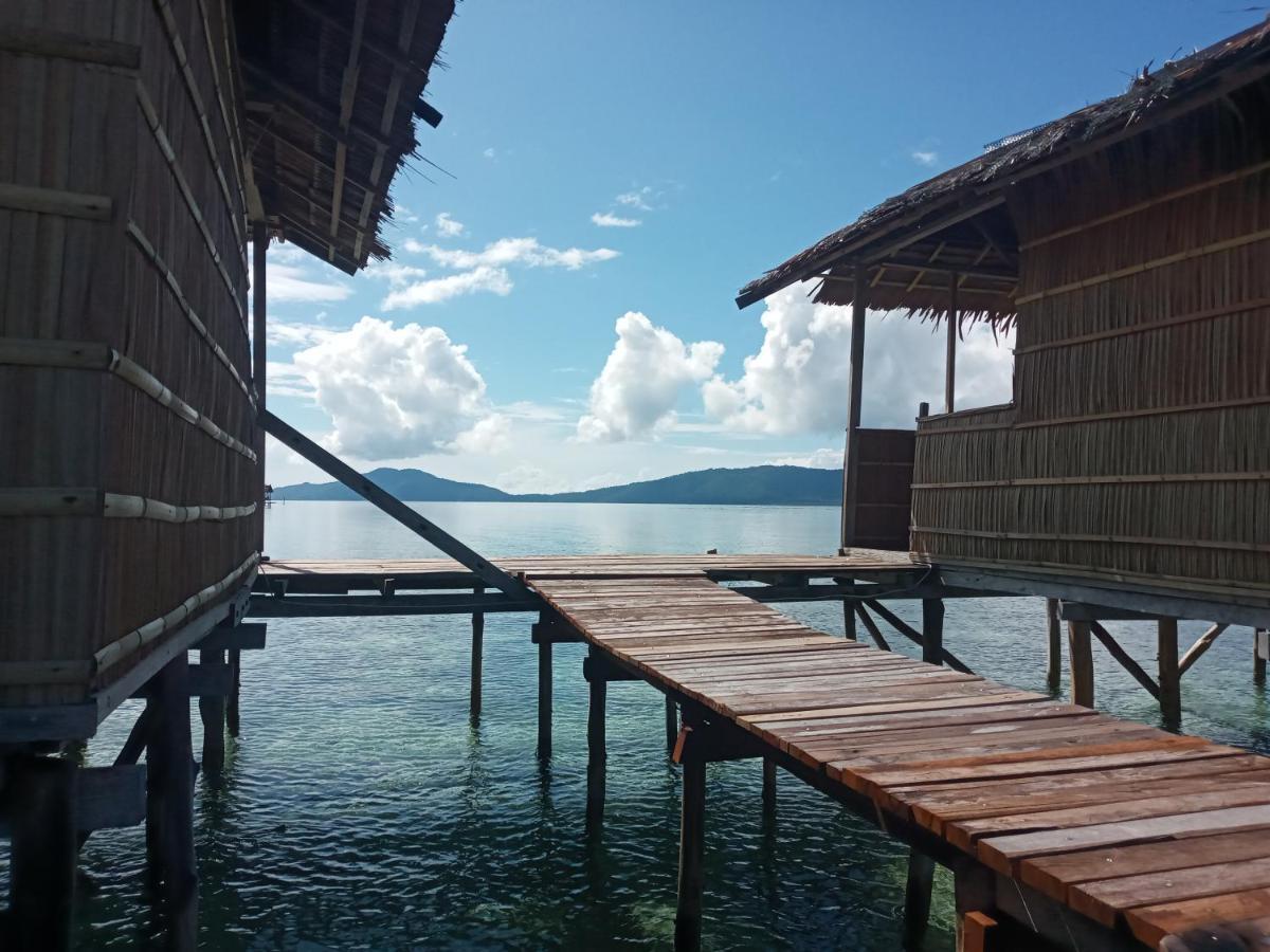 Aburahman Homestay Raja Ampat Besir Luaran gambar