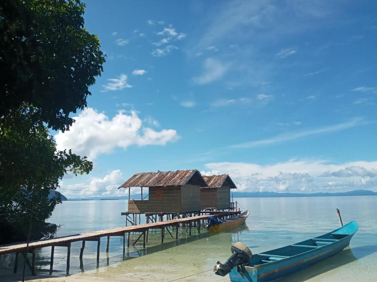 Aburahman Homestay Raja Ampat Besir Luaran gambar