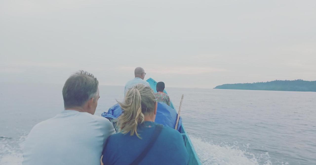 Aburahman Homestay Raja Ampat Besir Luaran gambar