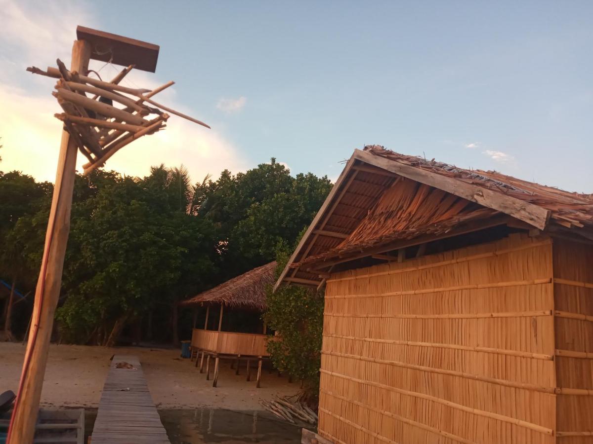 Aburahman Homestay Raja Ampat Besir Luaran gambar