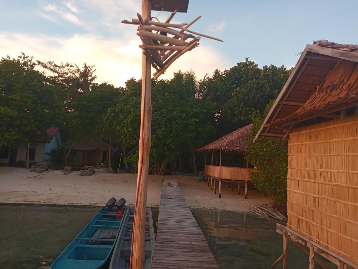Aburahman Homestay Raja Ampat Besir Luaran gambar