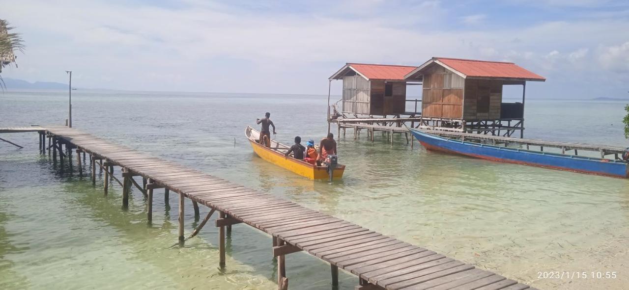 Aburahman Homestay Raja Ampat Besir Luaran gambar