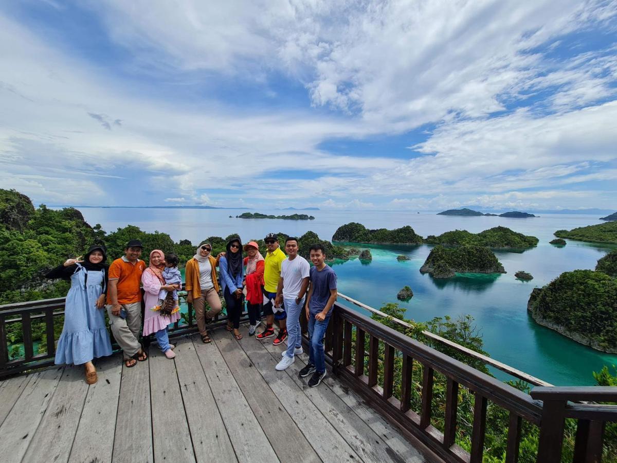 Aburahman Homestay Raja Ampat Besir Luaran gambar