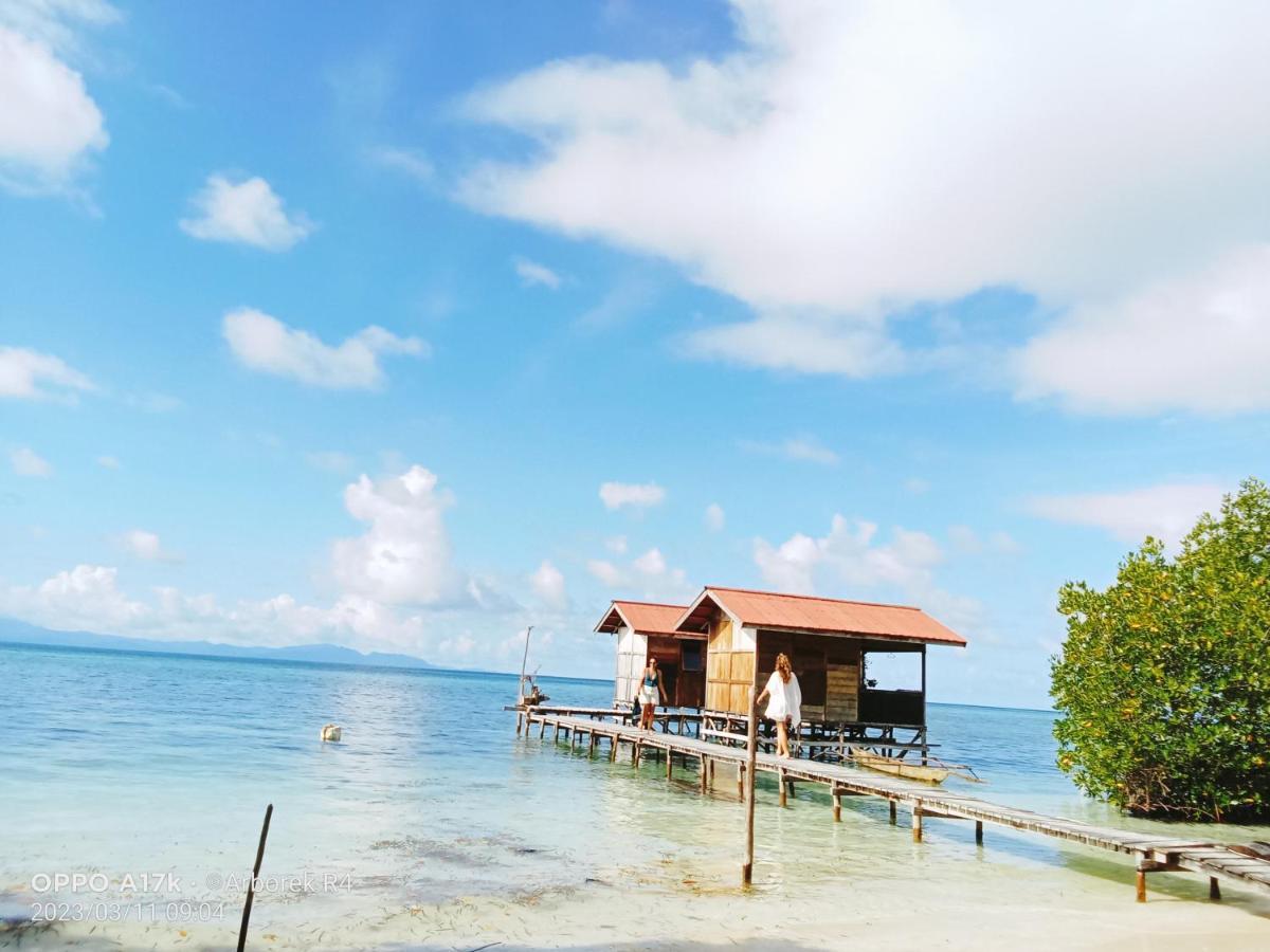 Aburahman Homestay Raja Ampat Besir Luaran gambar